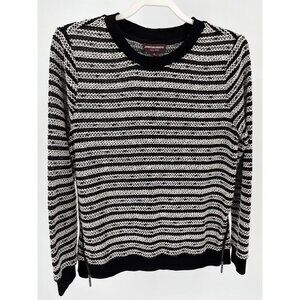 Johnston & Murphy Black and White Pullover Top Zipper Accents Size Medium